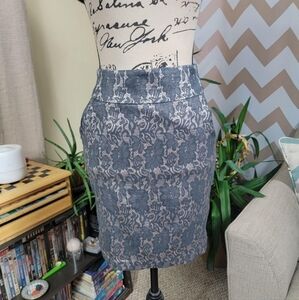 Forever21 Black Lace Print Pencil Skirt Size Medium